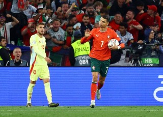 葡萄牙3-0阿塞拜疆：欧洲锦标赛关键胜利的简单介绍